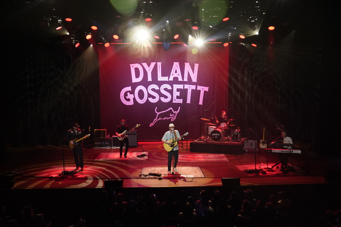 Dylan Gossett live in concert